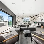 The Sky Loft Suite, Dtla Sunset Views